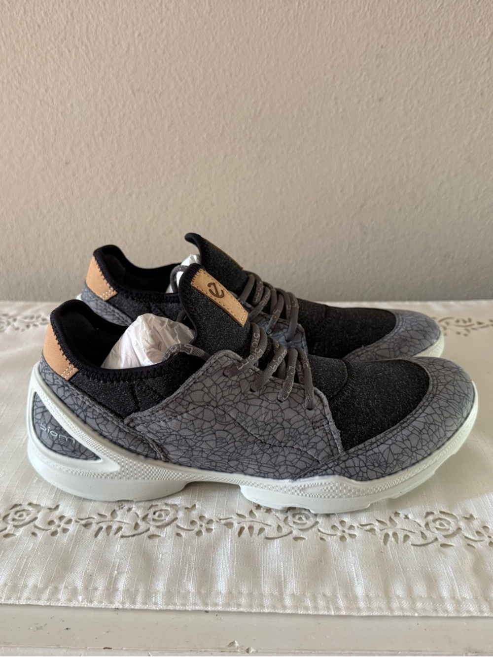 Ecco Biom Street Shoes NWT